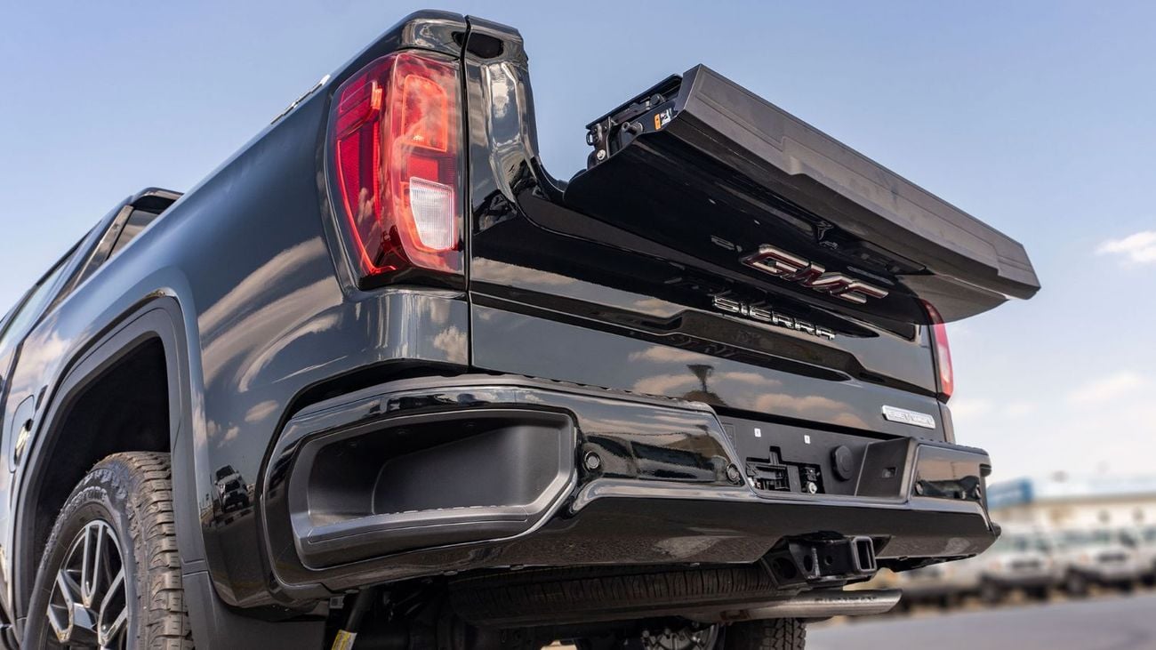 GMC Sierra 2026 GMC SIERRA 5.3L Petrol V8 (Export Price)