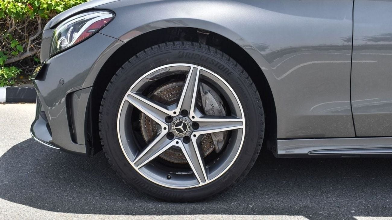 Mercedes-Benz C 300 Coupe Mercedes C300 Coupe AMG / 2018 / Canadian