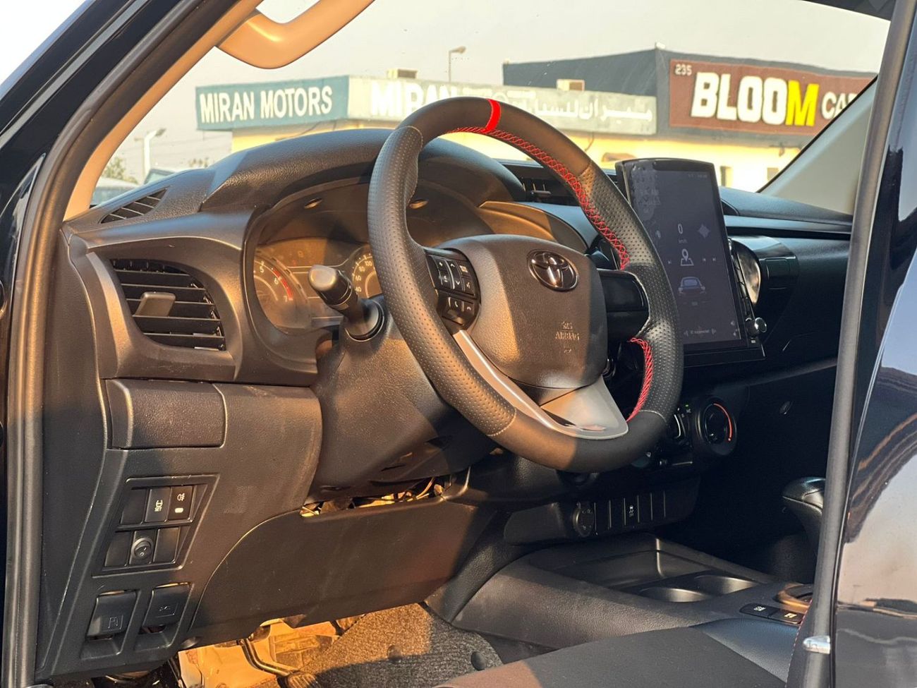 Toyota Hilux Toyota Hilux 2021Model 2.7 v4 Engine Fuel.Petrol Revolution Edition .off Road package full option. B