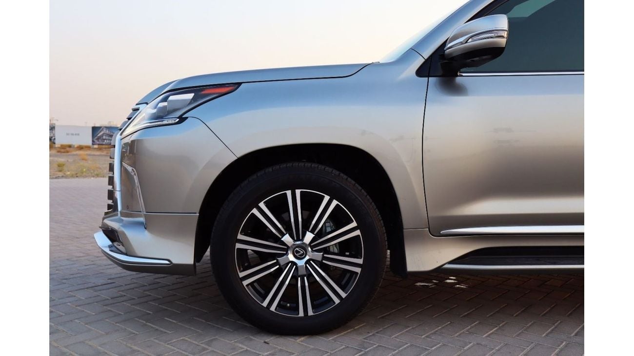Lexus LX 570 25th Anniversary Edition GCC