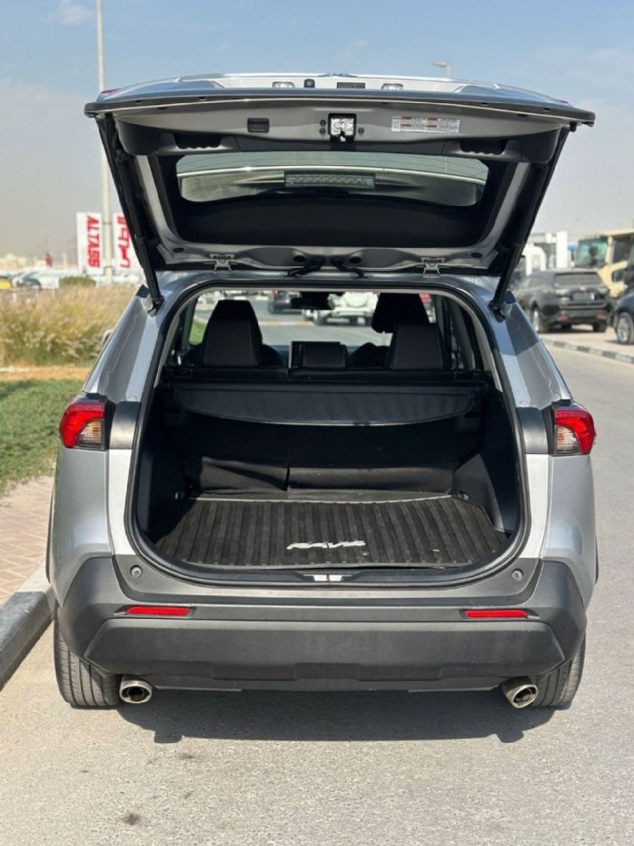 Toyota RAV4 Hybrid XLE 2.5L XLE premium