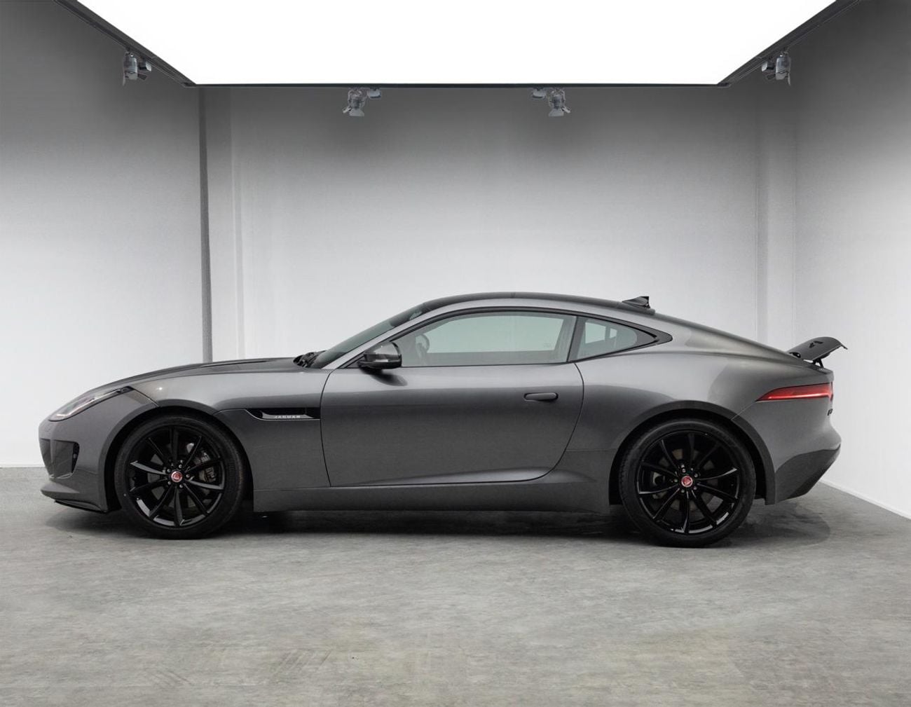 Jaguar F-TYPE STANDARD