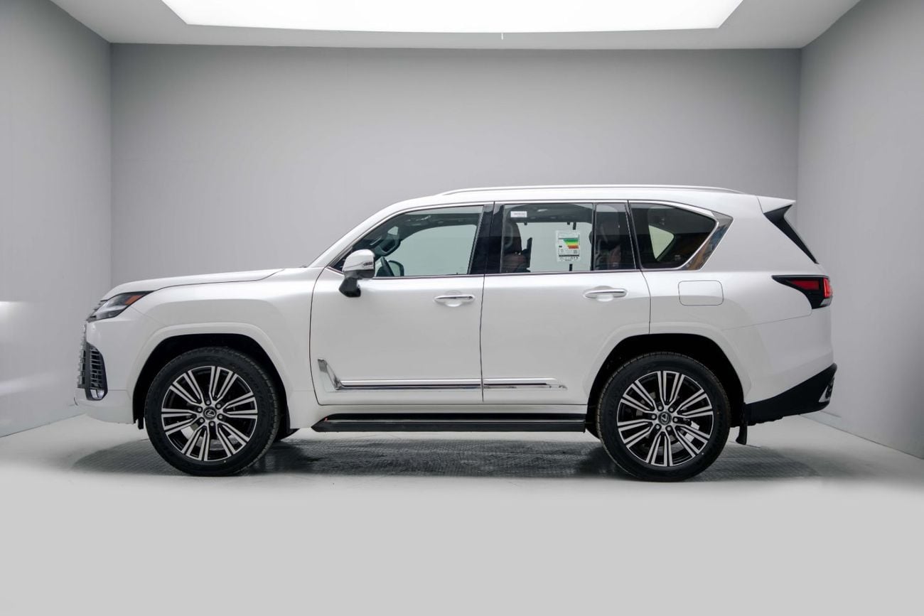 Lexus LX 600 Signature 3.5L - Sonic Quartz Inside Red | Export Only
