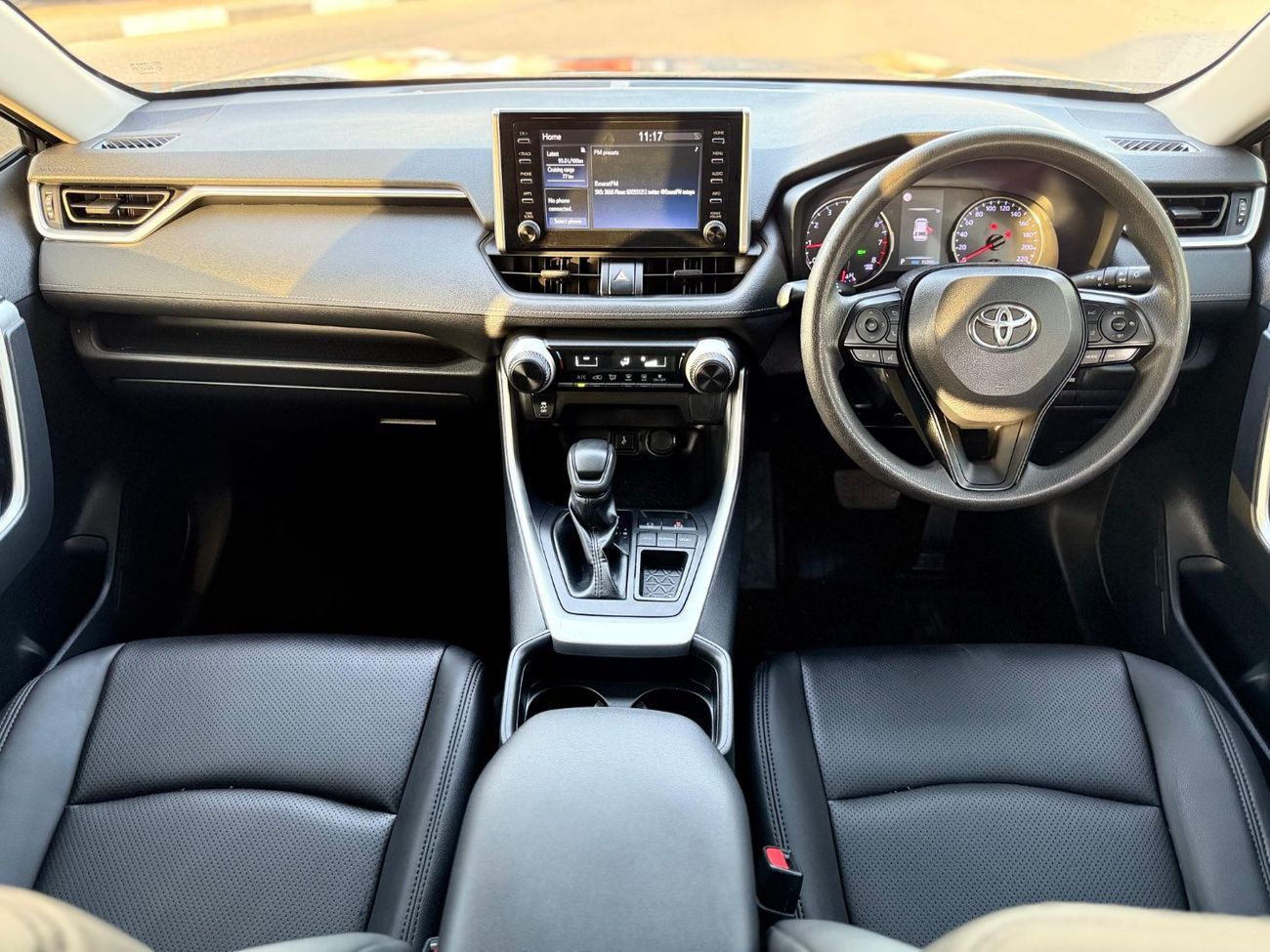 تويوتا راف ٤ -