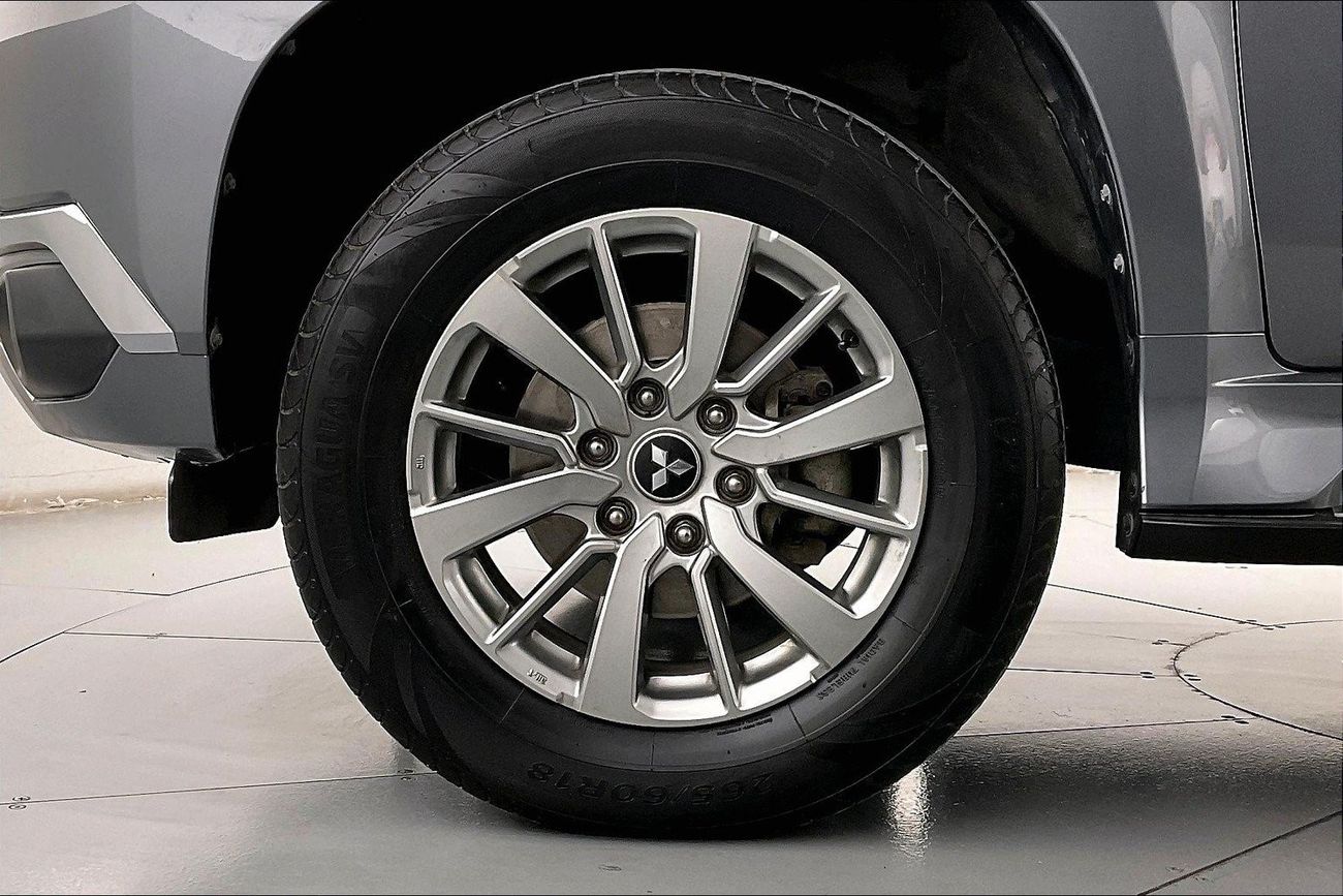 Lexus GX460 Premier | 1 year free warranty | 0 Down Payment