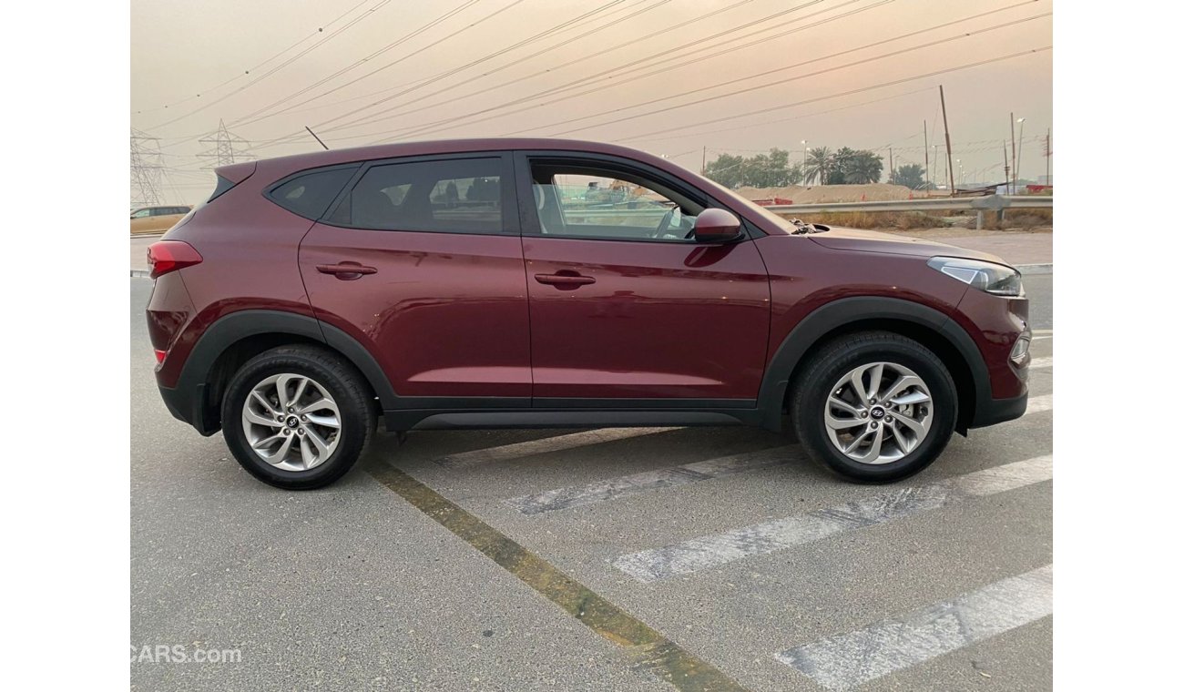 Hyundai Tucson 2018 HYUNDAI TCSON / MID OPTION