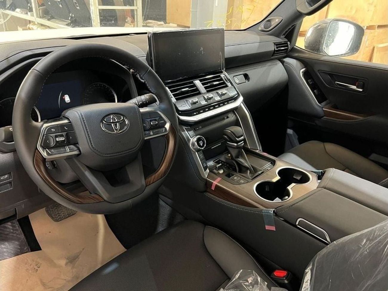 Toyota Land Cruiser VX plus Twin Turbo Diesel 3.3L HIGH SPECS * EXPORT PRICE *