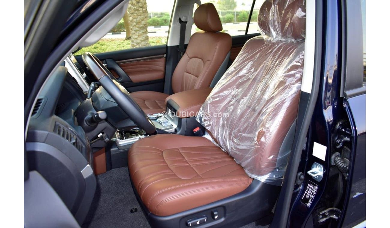 Toyota Land Cruiser 200 GXR 4.5L V8 DIESEL PLATINUM EDITION