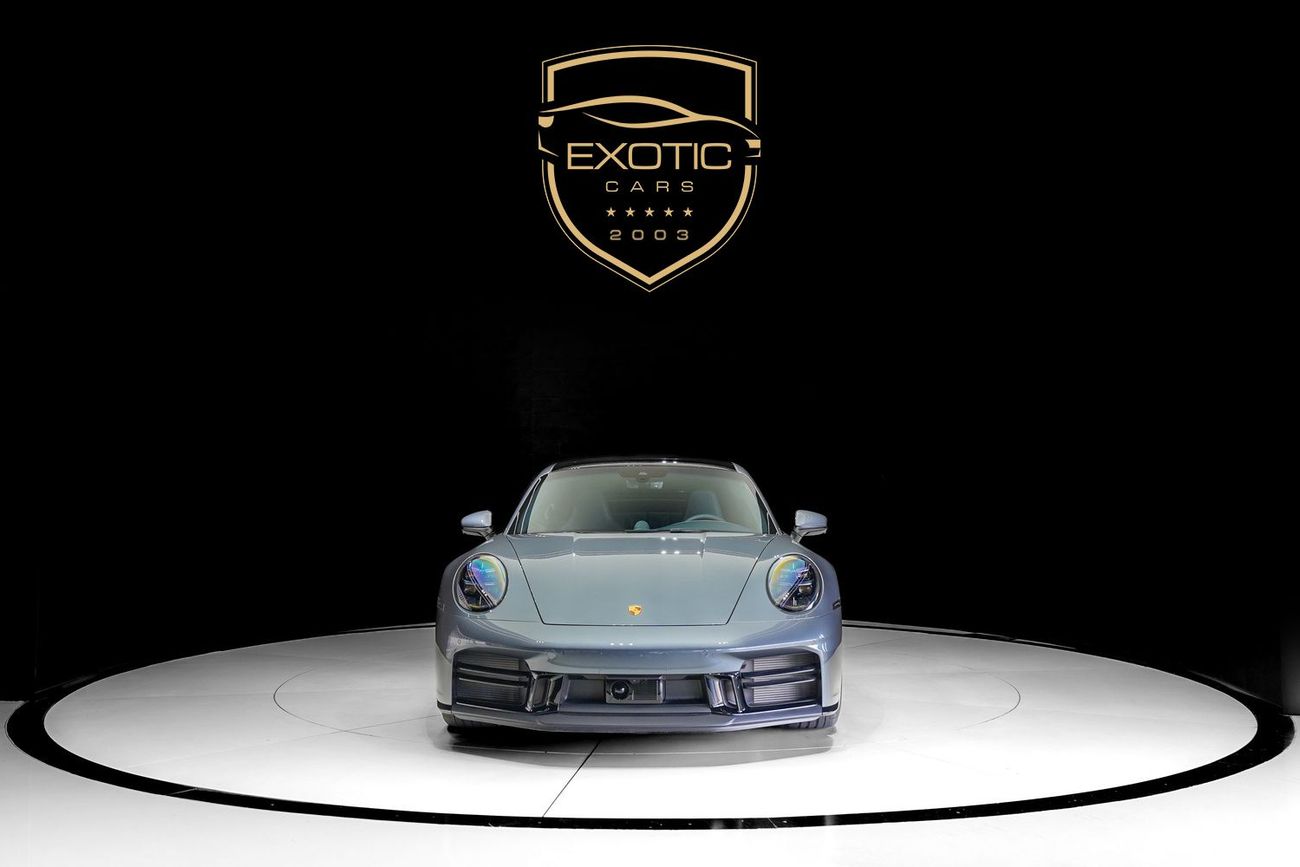 Porsche 911 Carrera 3.0L (444 HP) Coupe