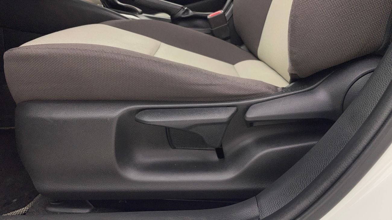 تويوتا كورولا XLI 1.6 | بدون دفعة مقدمة | اختبار القيادة في المنزل