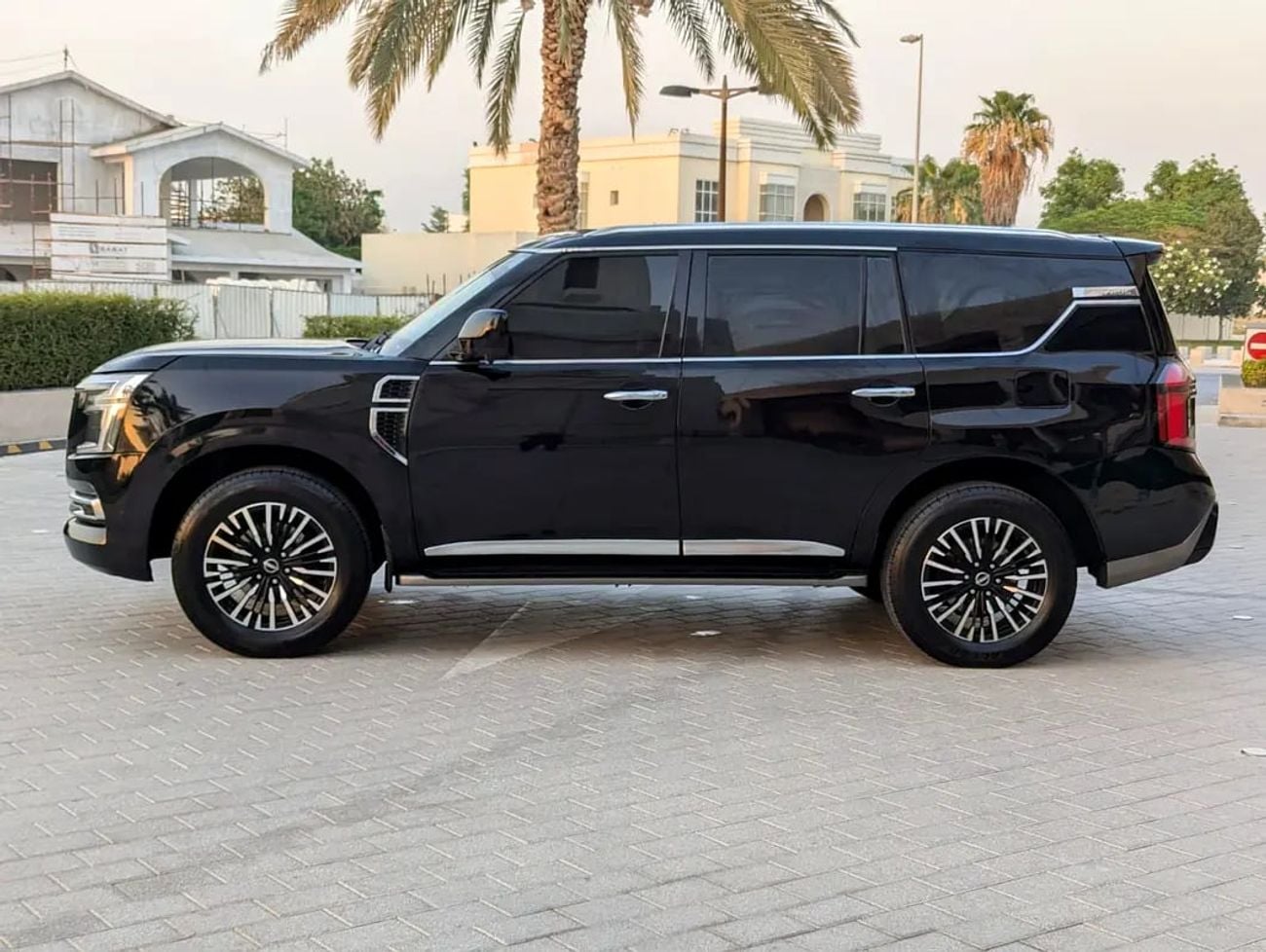 نيسان باترول SE T2 LEATHER
