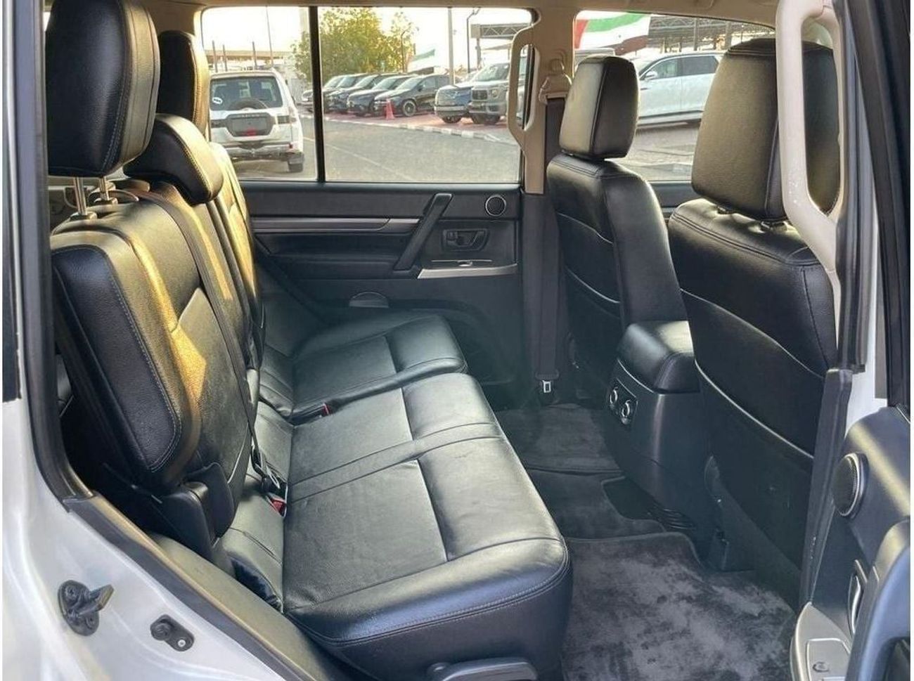 Mitsubishi Pajero Diesel 3.2 Liter Right Hand Drive Automatic Sunroof  Leather seats