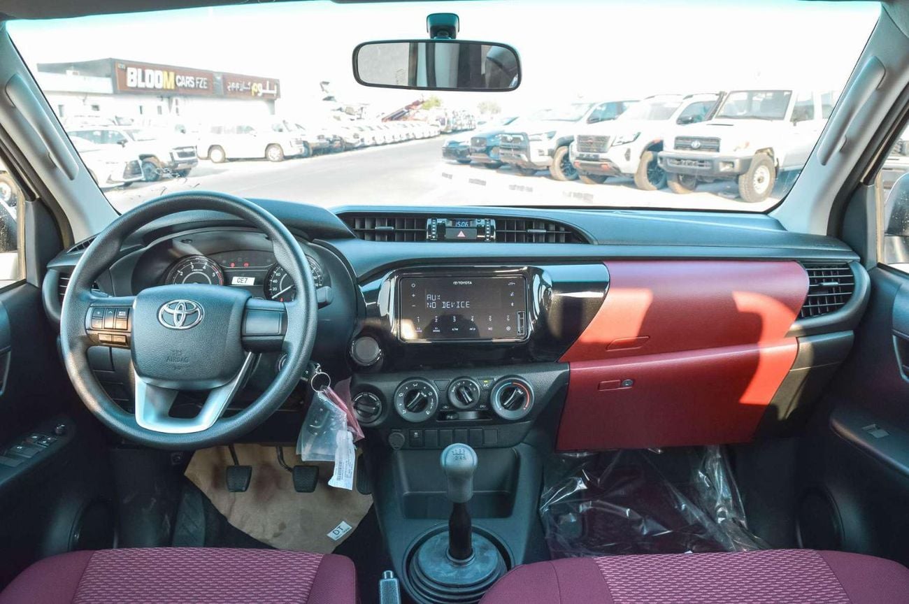 تويوتا هيلوكس DLX 2.4L 4WD DIESEL PICKUP 2026
