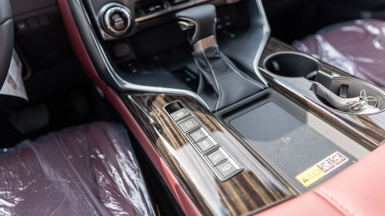 Lexus LX 600 2026 Lexus LX600 Signature 3.5L AT Petrol (Black-Red)