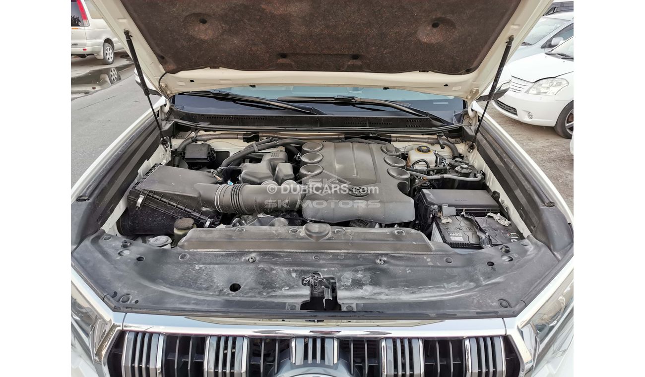 Toyota Prado VXR, 4.0L Petrol, Alloy Rims, Power Seats, Leather Seats, DVD , Sunroof, Rear A/C ( LOt # 4699)