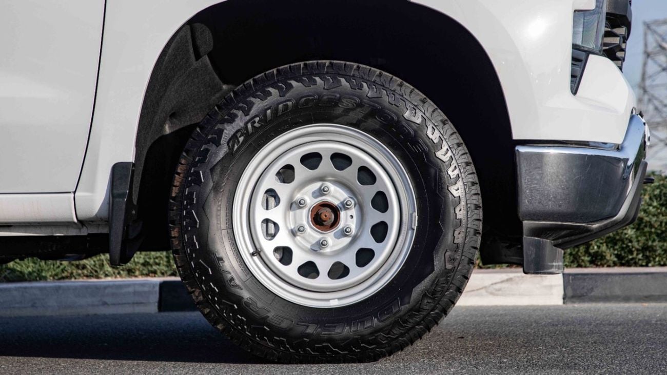 شيفروليه سيلفارادو V8 5.3L PICK-UP 4WD | 2025 | For Local Registration +10%