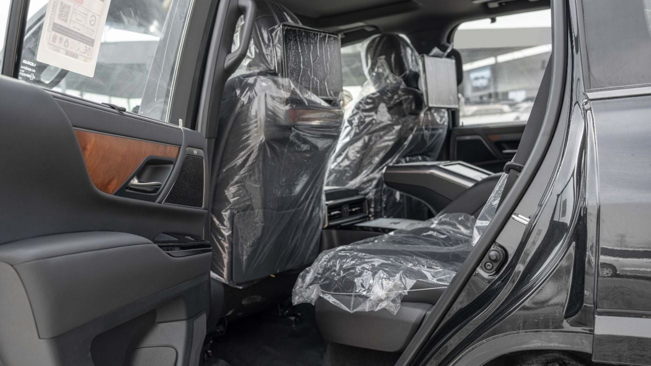 Lexus LX 700h 2026 Lexus LX700h VIP 3.5L AT Hybrid (Black-Black)