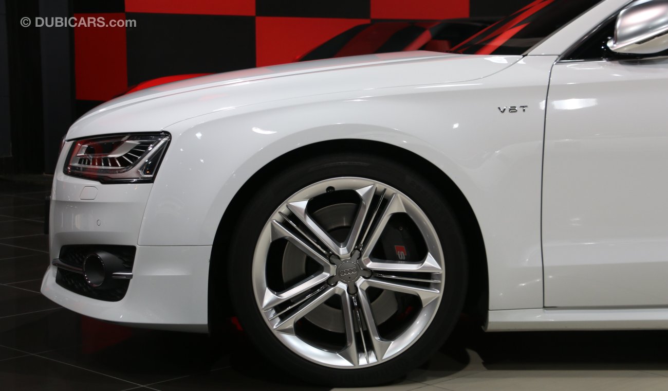 Audi S8