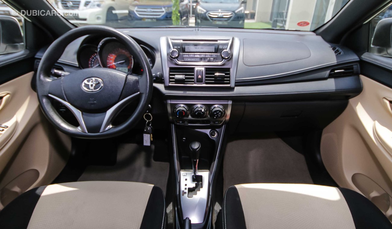 Toyota Yaris SE AGENCY WARRANTY FULL SERVICE HISTORY GCC