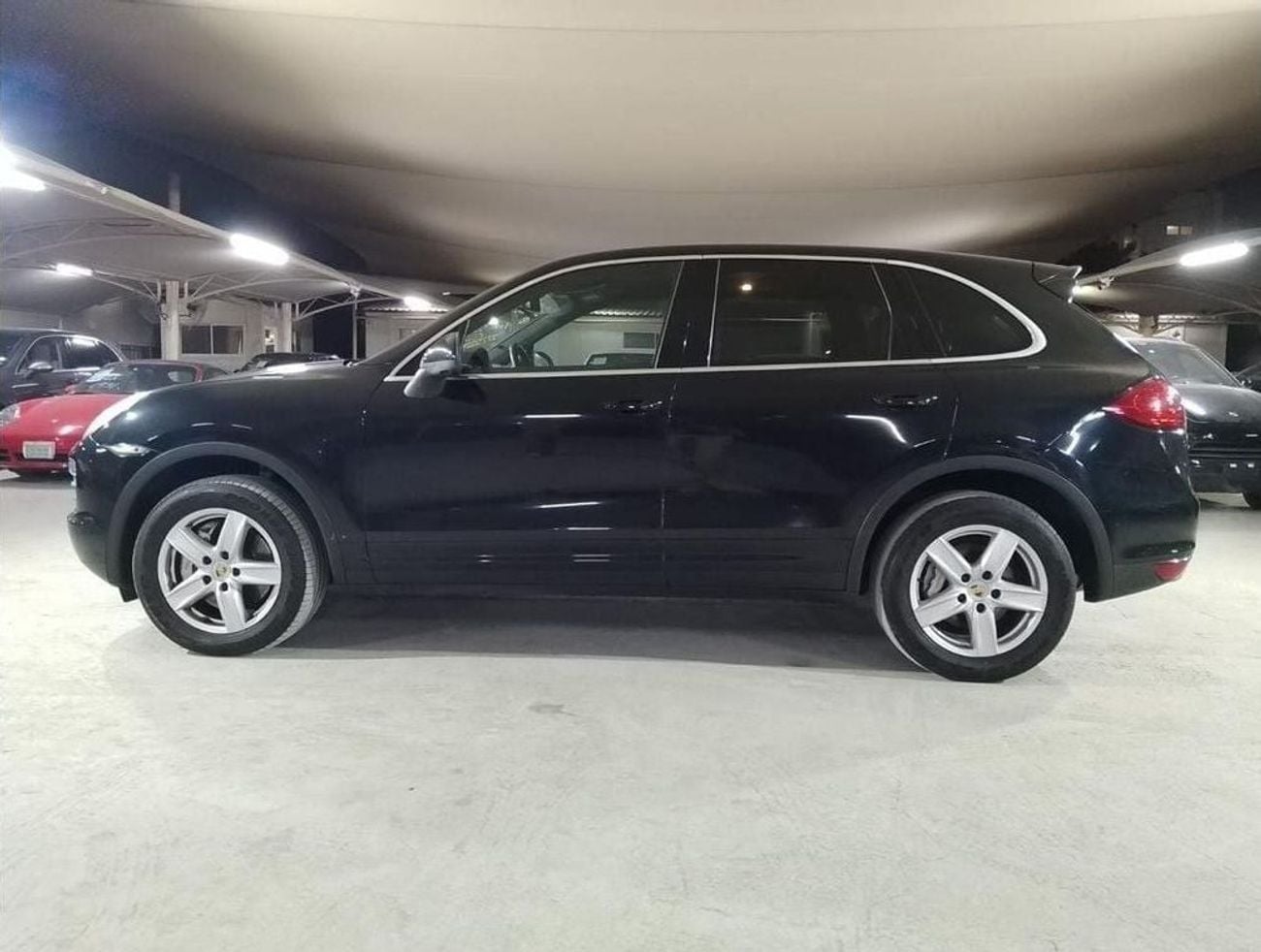 Porsche Cayenne S 4.8L PORSCHE CAYENNE S 2012 4.8L | BLACK LEATHER SEATS | KEYLESS START | POWER SEATS | SEAT HEATER