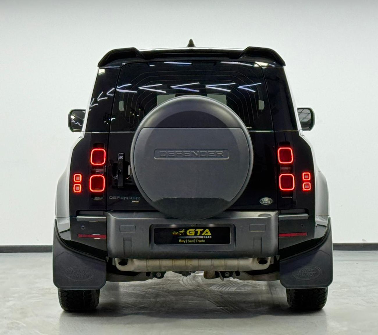 Land Rover Defender P400 90 HSE 3.0L (5 Seater) 2021 Land Rover Defender P400 ,Agency Warranty+Full Service History ,Ful