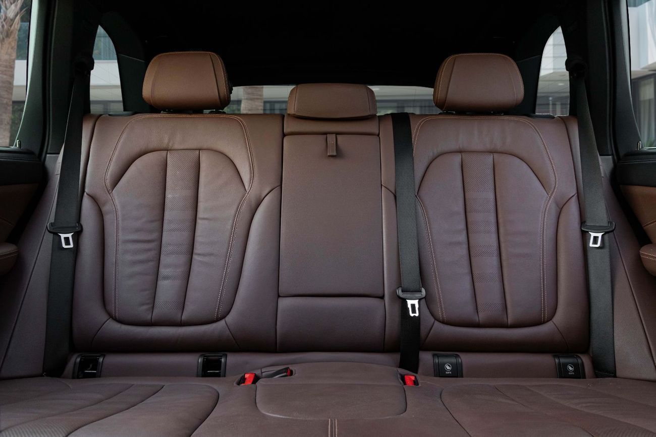 BMW X5 40i M-Kit | 3,427 P.M | 0% Downpayment | Immaculate Condition!