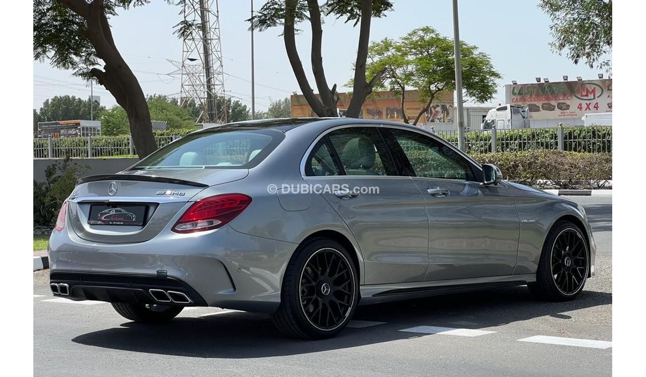 Mercedes-Benz C 300 Luxury MERCEDES BENZ C300 2015 KIT C63 AMG FULL OPTIONS IN LOW MILEAGE WITH DEALER WARRANTY