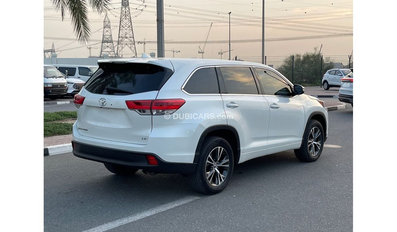 Toyota Highlander 2017 TOYOTA HIGHLANDER LE IMPORTED FROM USA VERY CLEAN CAR INSIDE AND OUT SIDE FOR MORE INFORMATION 