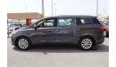 Kia Carnival LX ACCIDENTS FREE - GCC - MID OPTION - PERFECT CONDITION INSIDE OUT