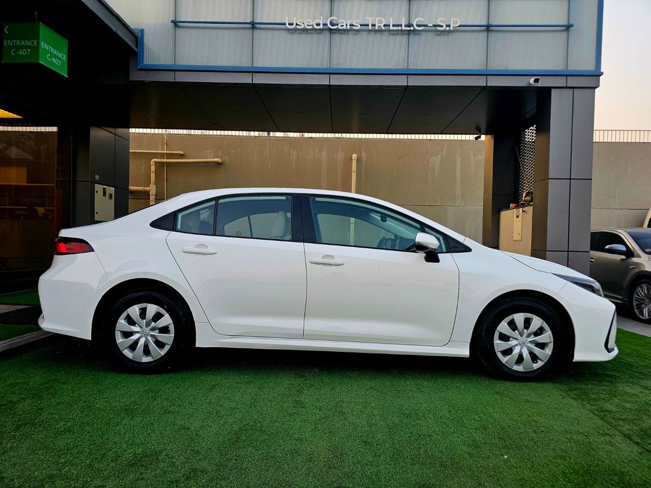 تويوتا كورولا XLI GCC 1.6L/ LOW MILEAGE/ CRUISE CONTROL/  FUTTAIM CAR