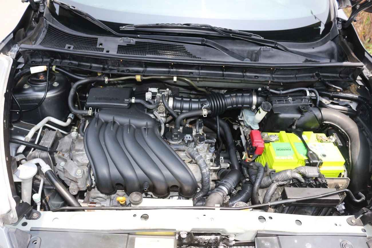 Nissan Juke SL Turbo NISSAN JUKE 2014 FULL OPTIONS WITH SUNROOF  ORGINAL PAINTS ACCIDENT FREE 100%