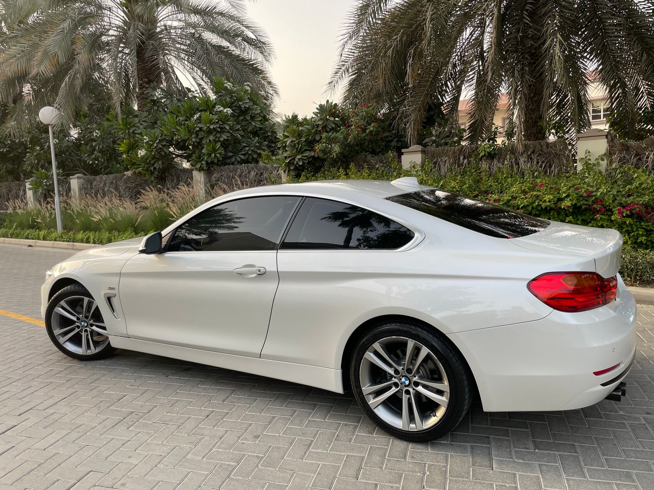 بي أم دبليو 420i 420i Coupe