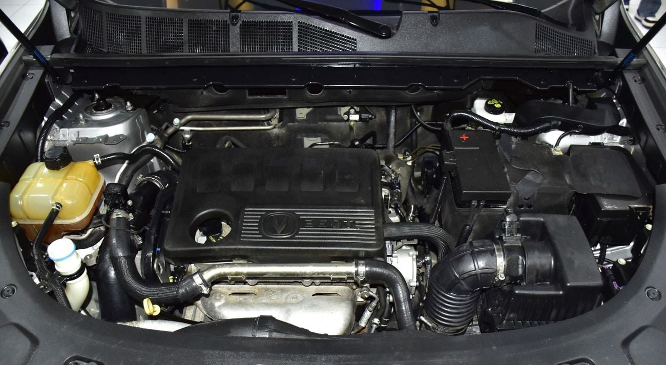 Changan CS85 EXCELLENT DEAL for our Changan CS85 360T ( 2020 Model ) in Silver Color GCC Specs