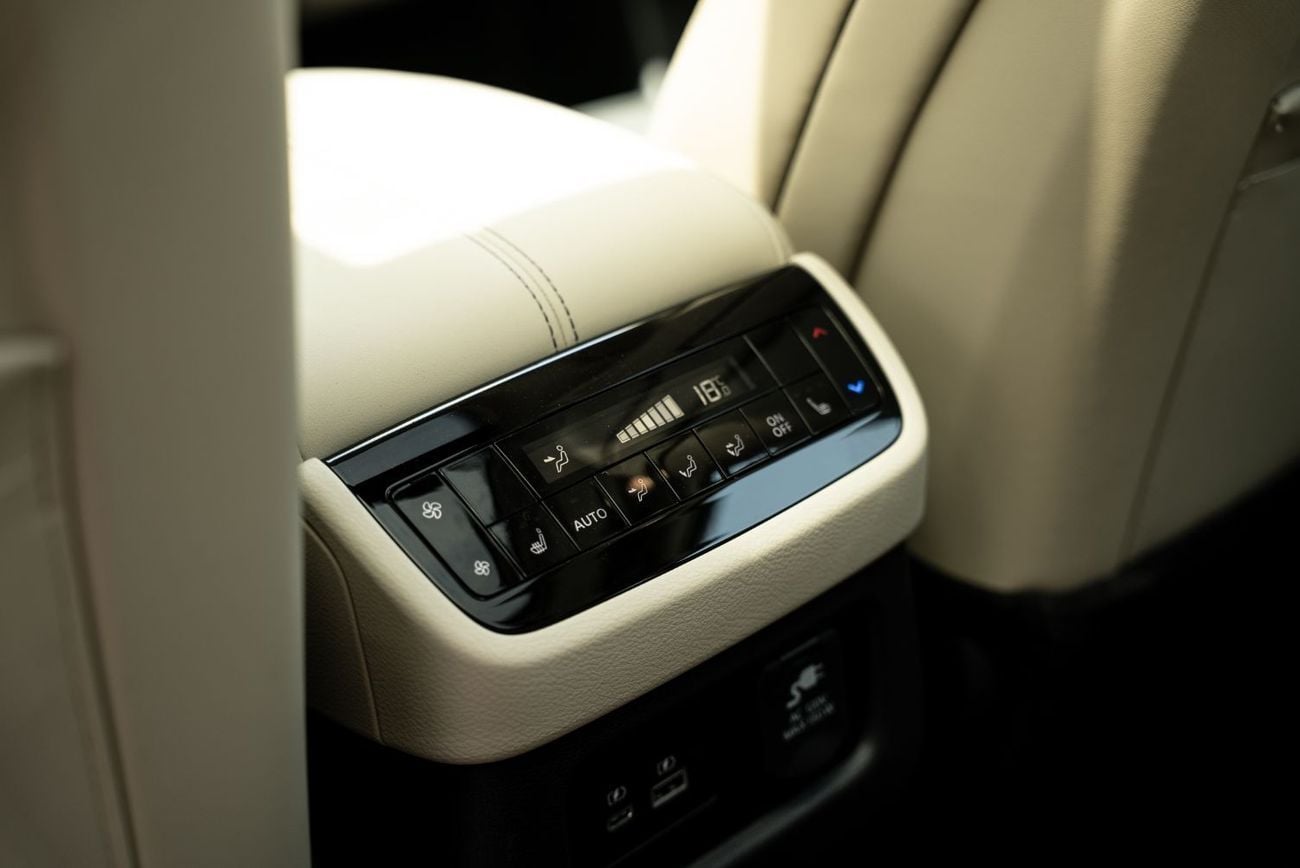 إنفينيتي QX60 3.5L Sensory V6 Brand New 2024 GCC