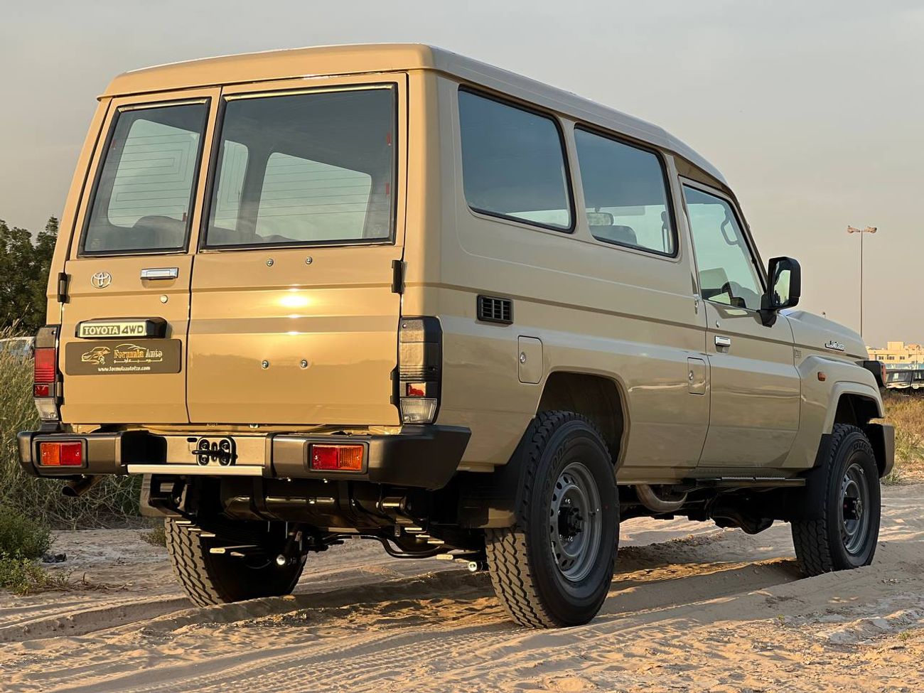 تويوتا لاند كروزر 70 3 DOOR LC78 2.8L DSL A/T // 2025 // STANDARD OPTION WITH MANUAL WINDOWS // SPECIAL OFFER // BY FORMU