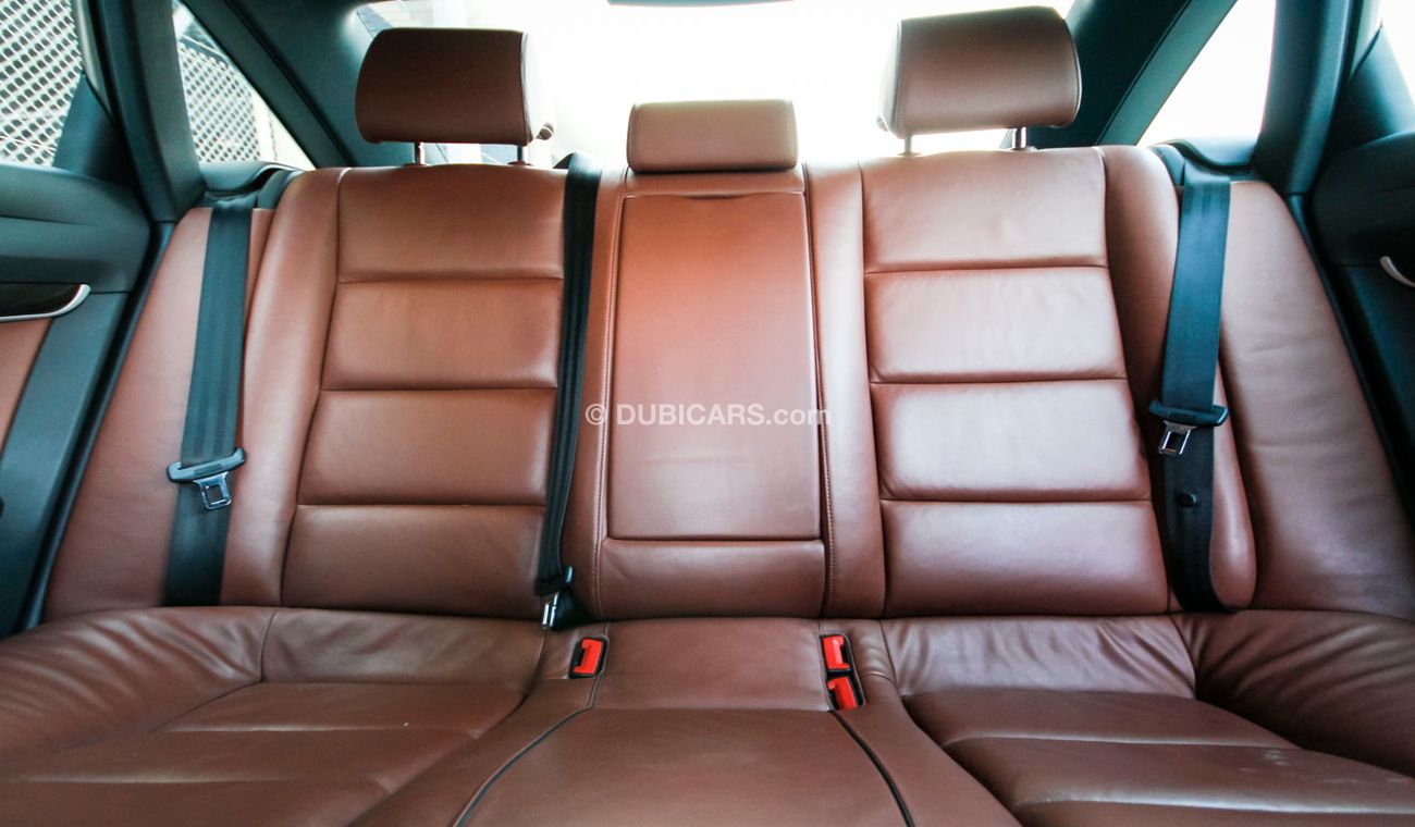 Audi A6 3.2 L Quattro