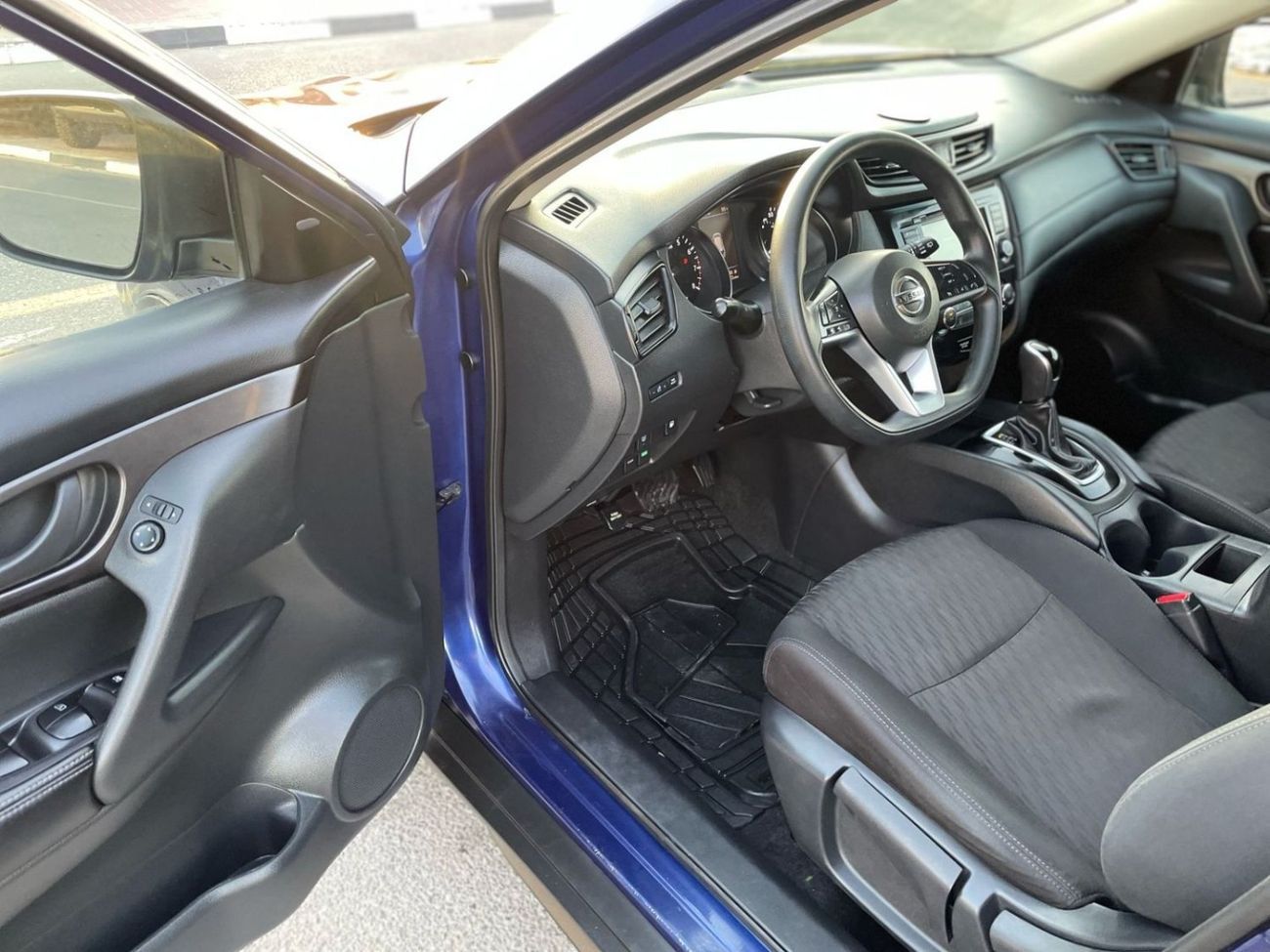 نيسان روج 2019 Nissan Rogue S MidOption 2.5L V4 - Multi Drive Mode - Rear CAM -