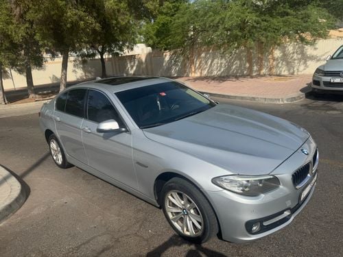 BMW 520i