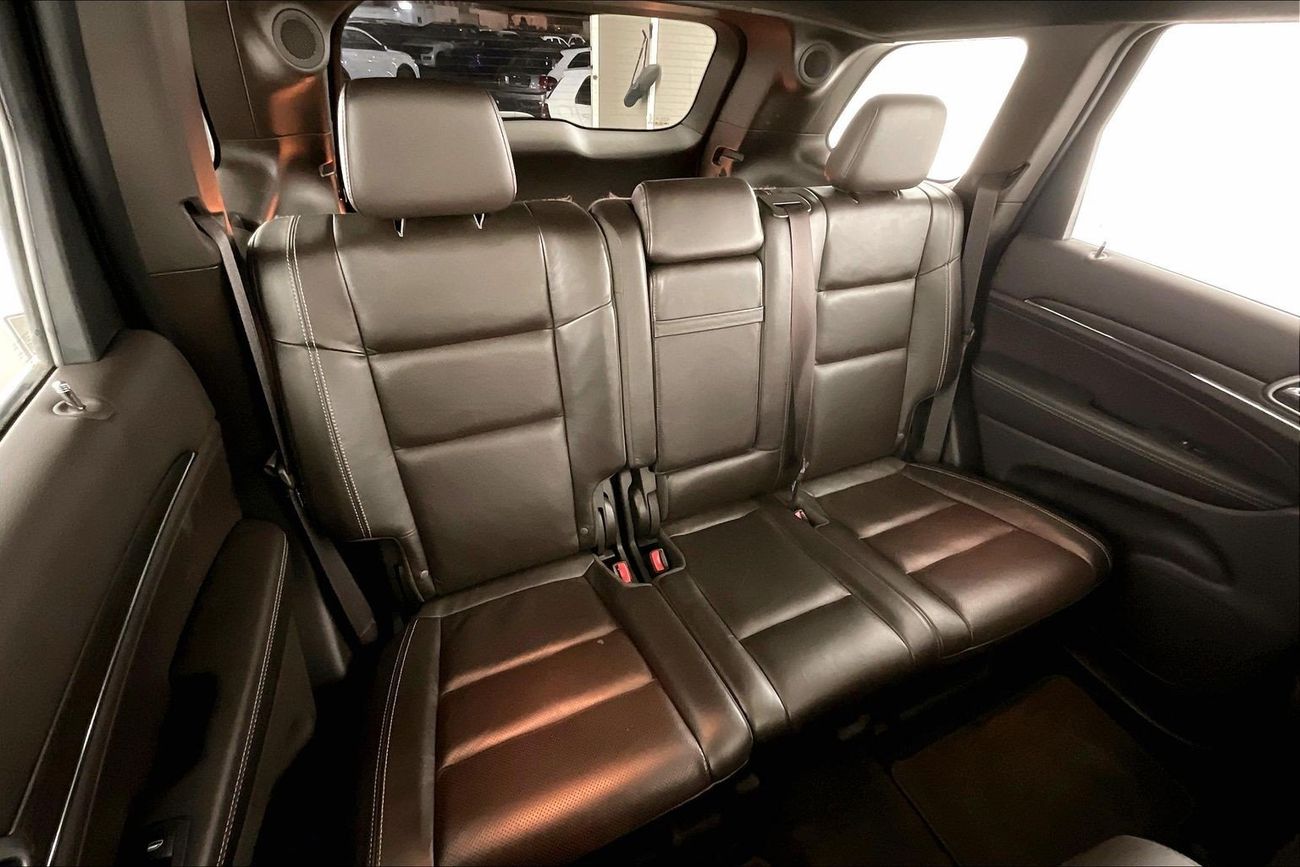 جيب جراند شيروكي Overland | شامل الضمان | 0 ﺪﻔﻋﺓ ﺃﻮﻟﻯ