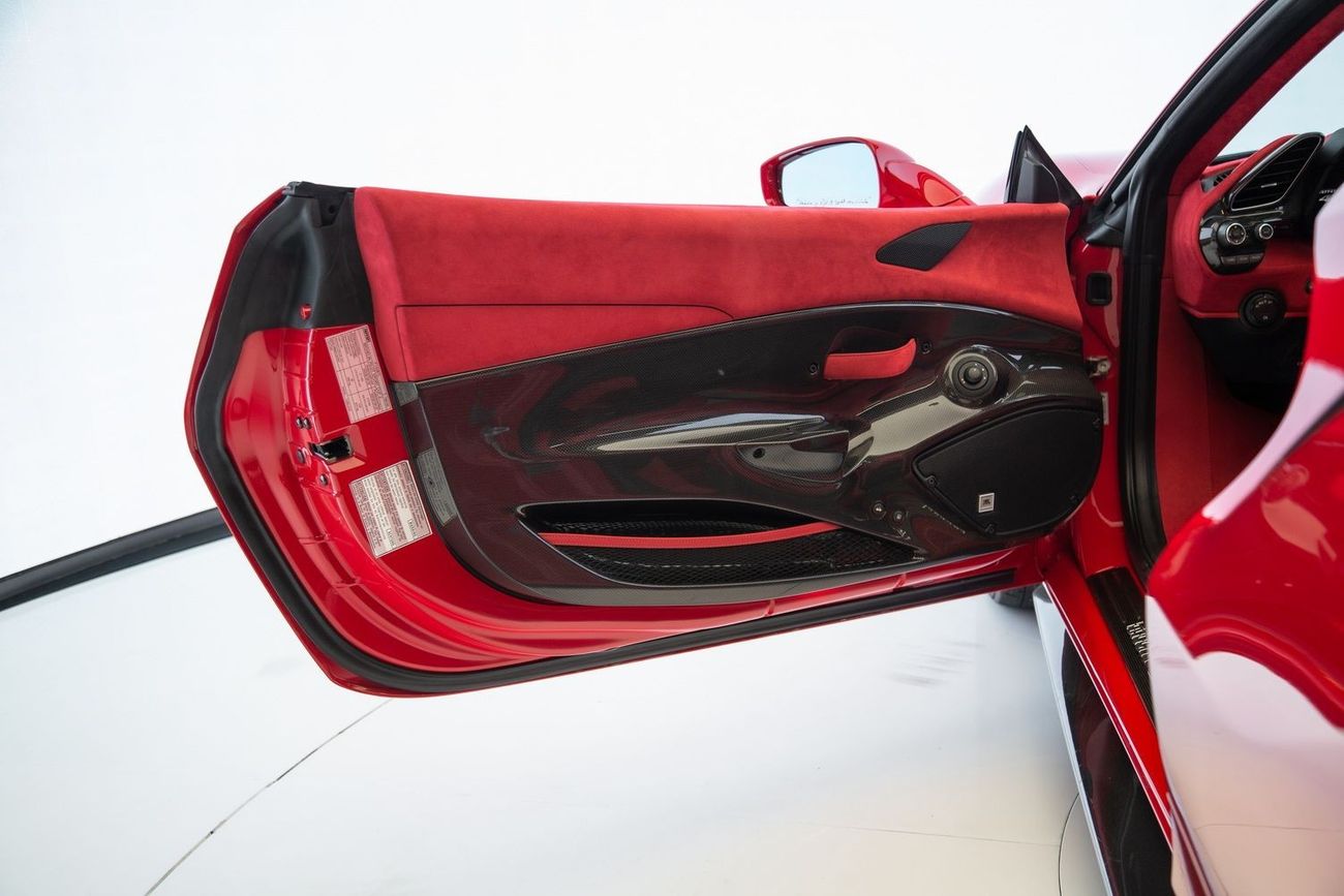 فيراري 488 Ferrari 488 Pista Spider