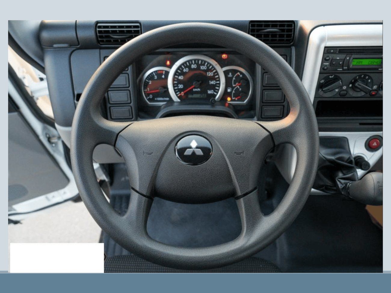 Mitsubishi Fuso Canter ECT0035 - Mitsubishi Canter Cargo Truck - 3.0L Diesel Manual 4Ton