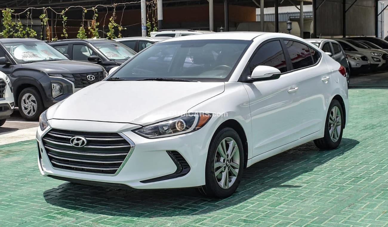 Used Hyundai Avante 2017 for sale in Ajman - 769423