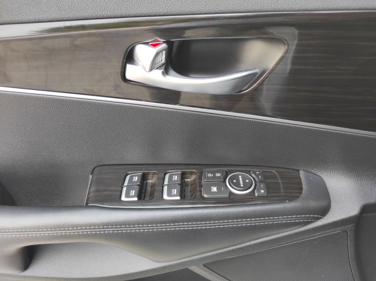 Kia Sorento Top 2.4L FWD Kia Sorrento 2019 V4 2.4L 7 seater Clean