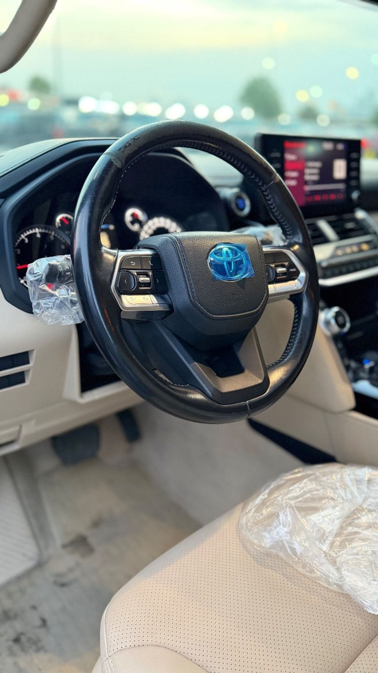 Toyota Land Cruiser 2022 Model GXR 4.0L Full Option Very Clean And Perfect Condition