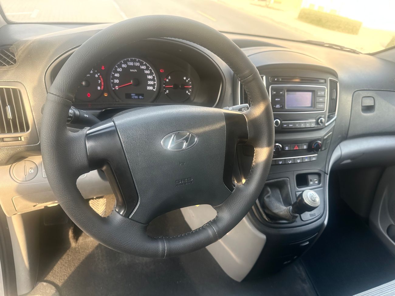 هيونداي H1 ستاريكس 2.4