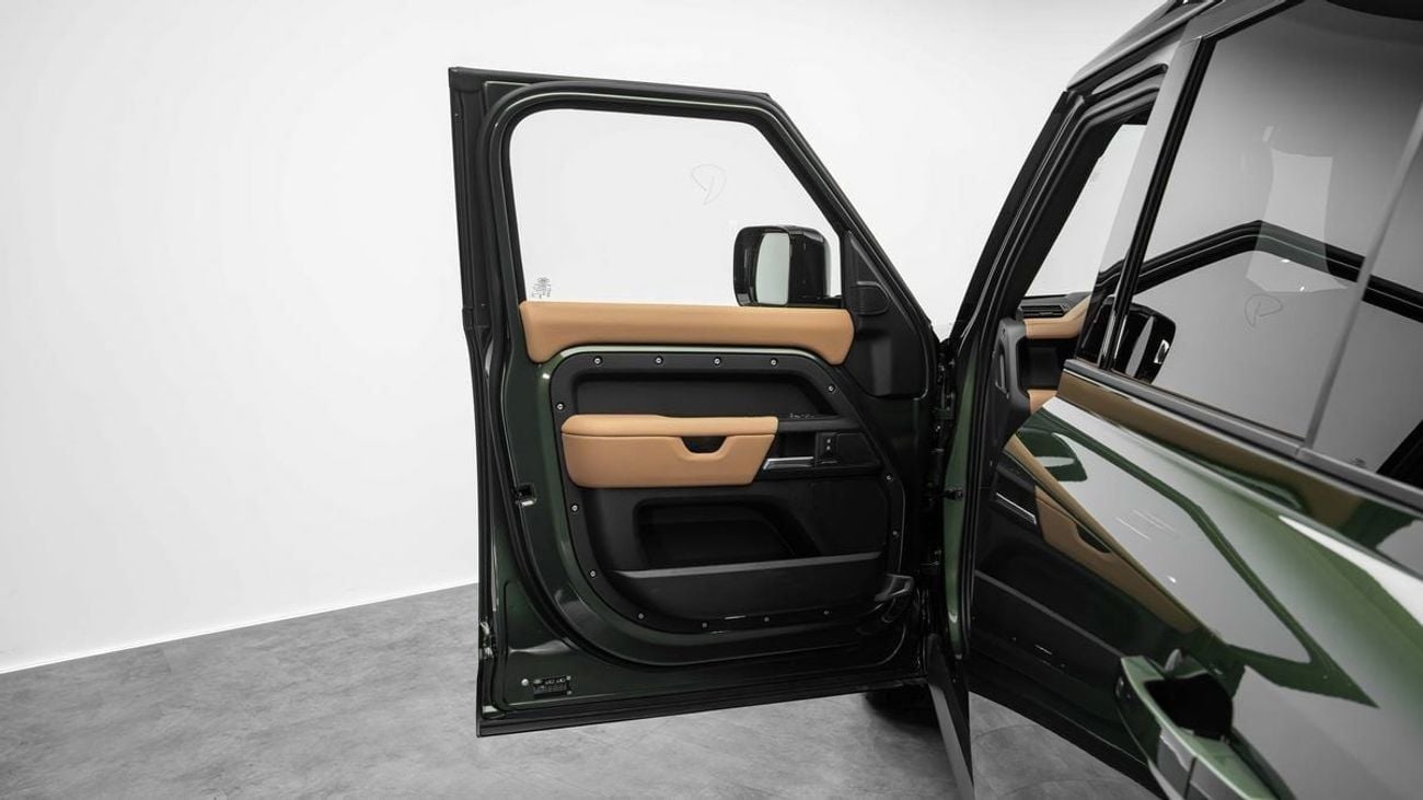 لاند روفر ديفندر X-Dynamic HSE P400e - 2026 - Under Warranty