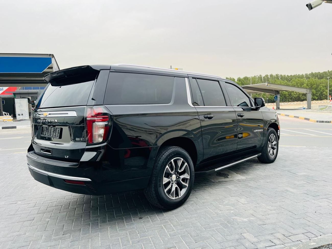 Chevrolet Suburban LT 5.3L 4WD