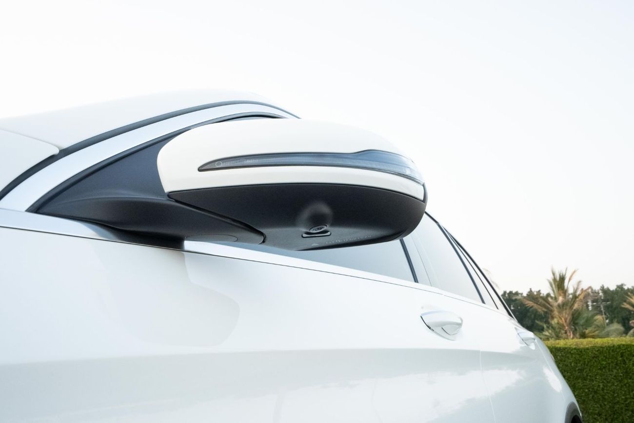 Mercedes-Benz GLC 300 3years warranty, 2 years free service, free registration, contact number 0507273386