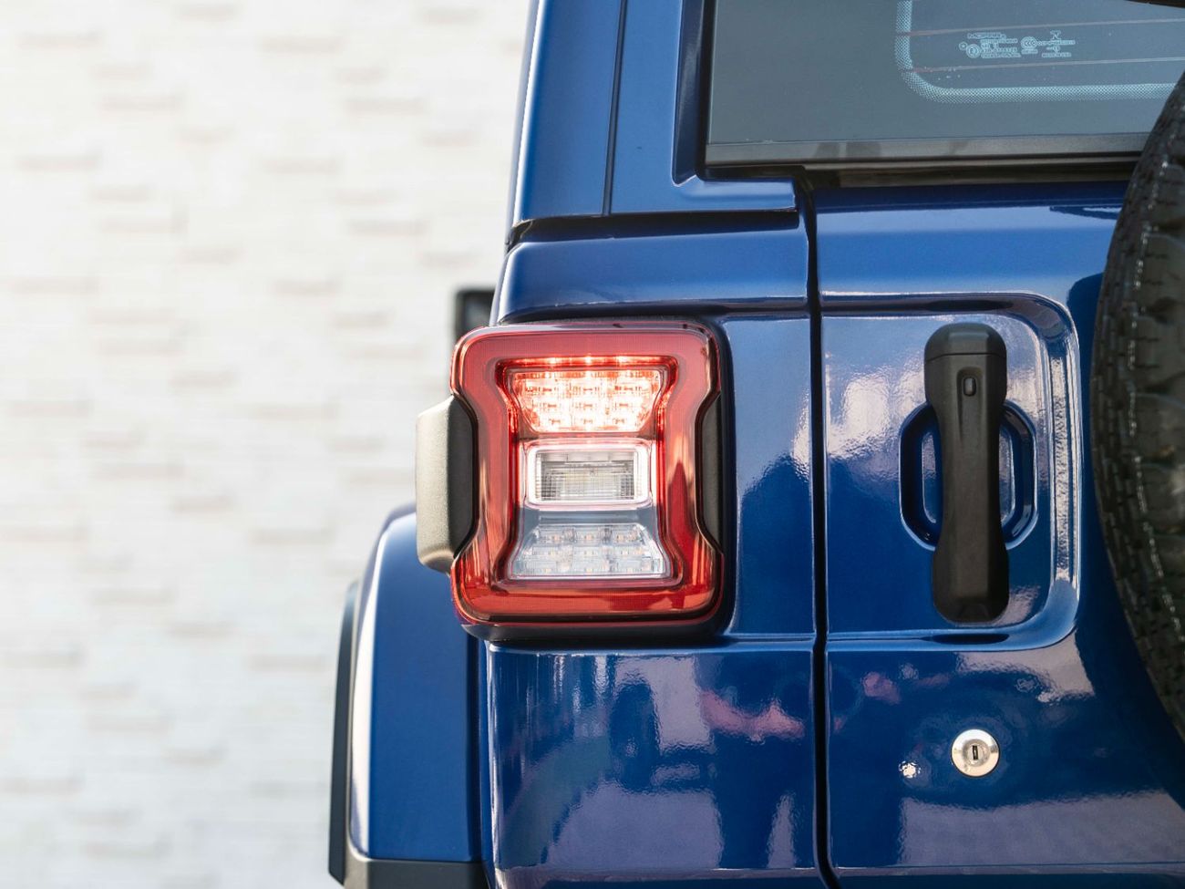 جيب رانجلر Sahara 3.6L A/T (5 Seater)