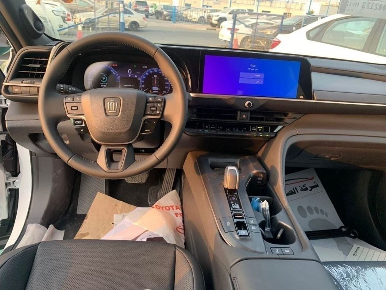 Toyota Crown TOYOTA CROWN 2.5L HYBRID FULL OPTION 2026 GCC FULL OPTION GCC SPECS